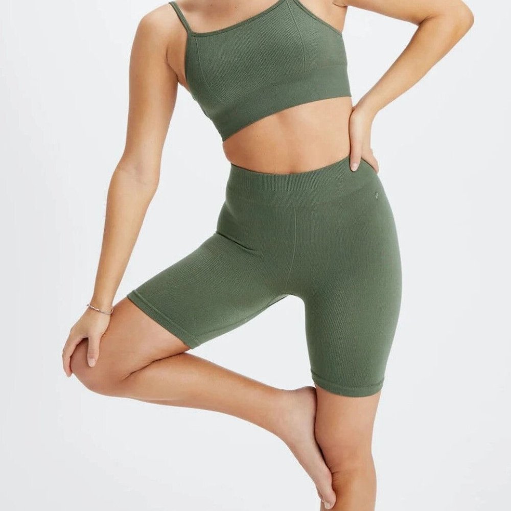 Fabletics Cloud Seamless Set - Small - Safari